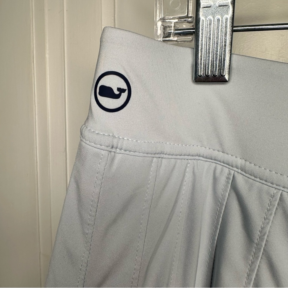 Vineyard Vines Performance Pleated Skort Ice Water Size: large - Picture 3 of 8